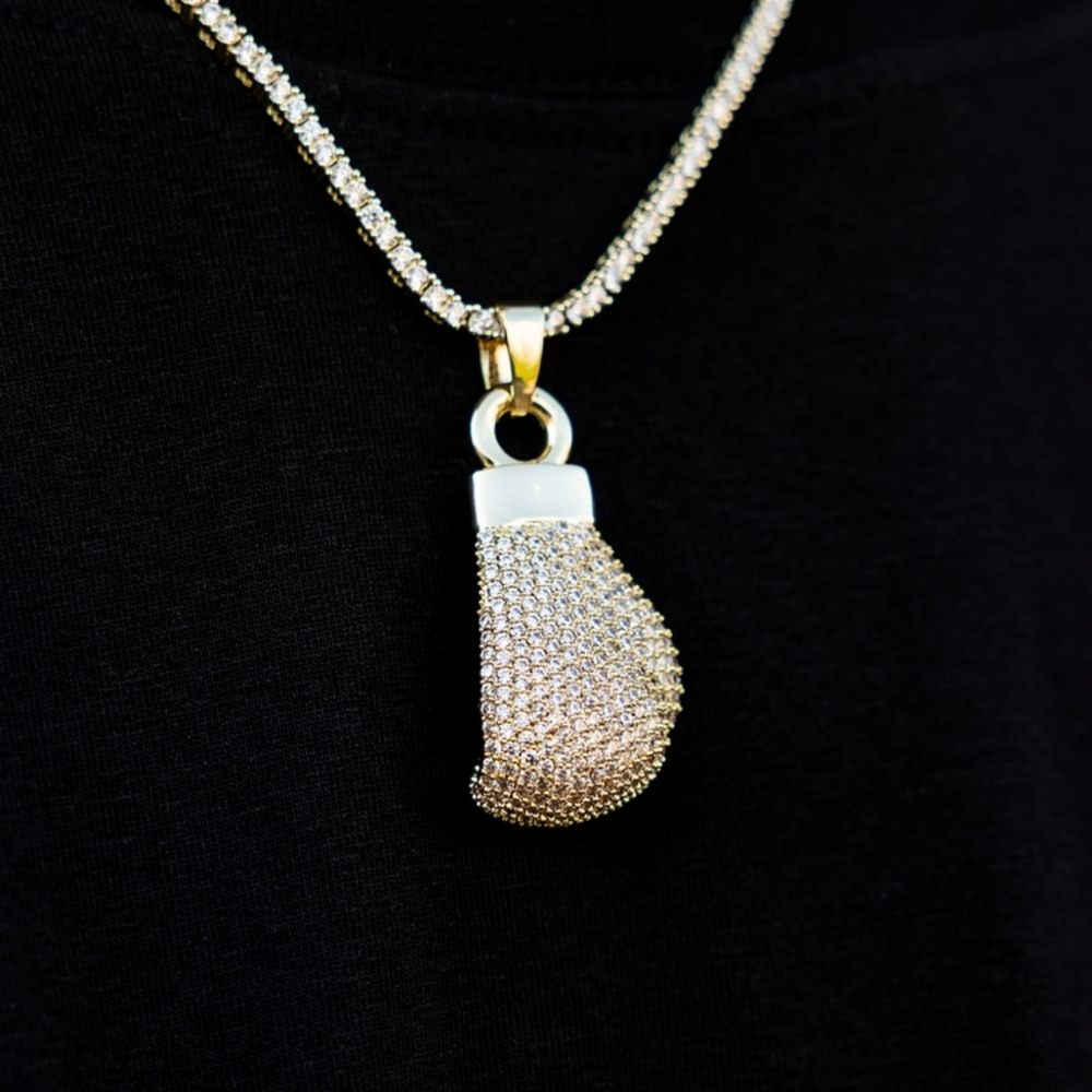 GLD SHOP - Iced Boxing Glove - 18k Gold Plated - CUBIC ZIRCONIA - NEW!